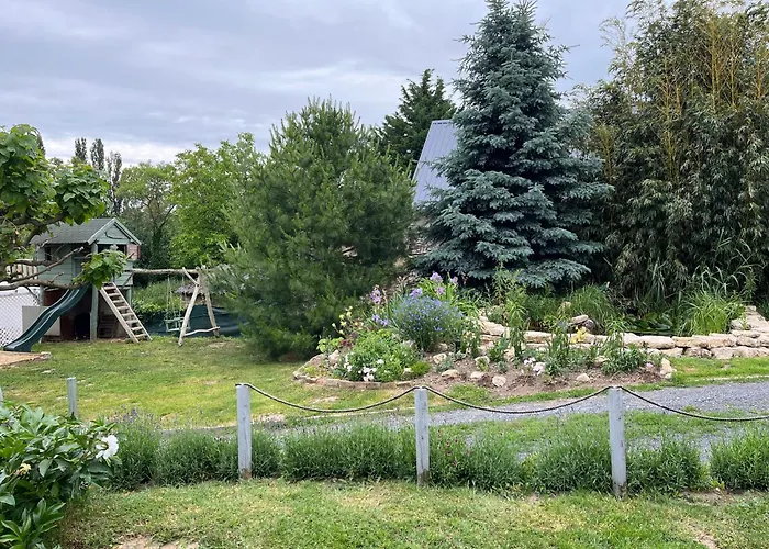 Tulipanos Vendeghaz Balatonederics